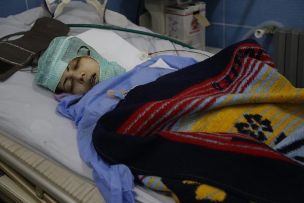 الممرضة غفران, من مشفى القدس, ارتقت شهيدةً بقصف طائرات النظام حي الفردوس في حلب. صور من حلب بعدسة: مجاهد أبو الجود
